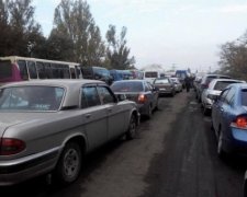 В Украину без очереди дончане едут за взятку в 300 грн