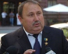 Героя України з підземними тунелями золота відпустили на волю