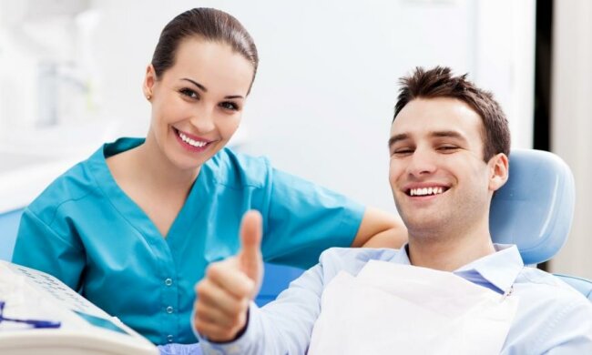 На Київщині лікар виламав зуб пацієнту разом із щелепою