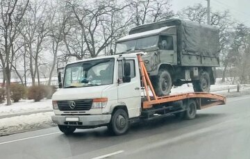 Unimog S404, фото: autocentre.ua