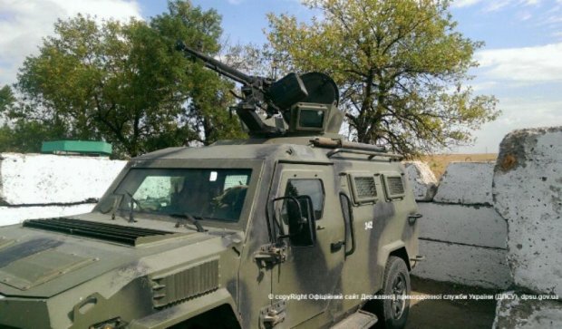 Бойовики обстріляли "Кугуар" прикордонників в Луганській області