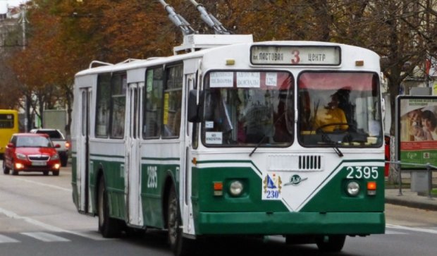 Херсонская и Николаевская области - со светом: в Севастополе стали троллейбусы
