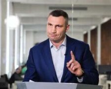 Кличко подкармливает своих дружков шикарными премиями, пока киевляне жуют хлеб без масла на карантине