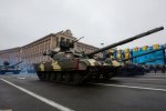 Момент столкновения "Бука" с бизнес-центром попал на видео