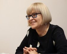 Ситуація з іспитами "Крок" має бути вирішена виключно у правовому полі - Амосова