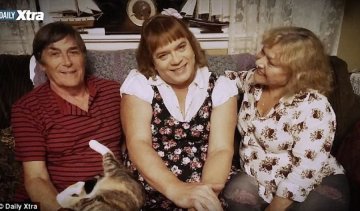 Канадський слюсар проміняв дружину і дітей на роль дівчинки (фото)