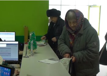 Пенсионеры. Фото: скрин youtube