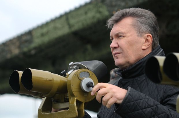 Януковичу готовили тепленькое местечко, но была бы страшная бойня: соратники "легитимного" раскрыли правду
