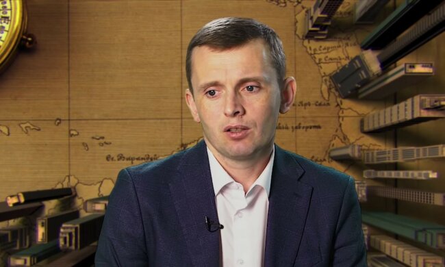 Руслан Бортник