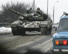 Боевики спрятали танки под Луганском
