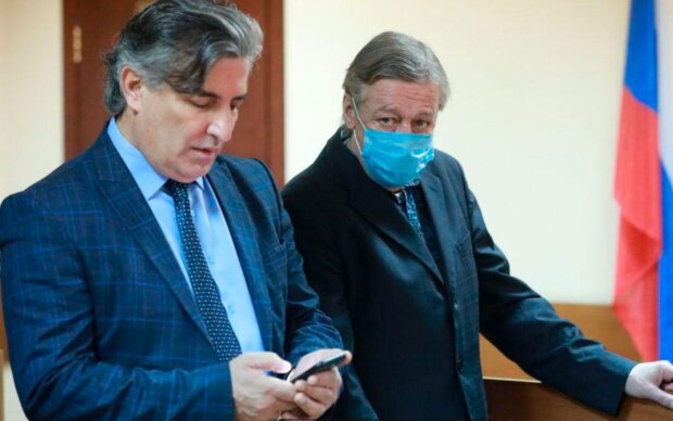 Михайло Єфремов у суді, фото: Lshot
