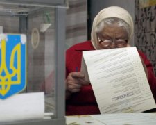 Вибори президента в Україні: названо фаворитів майбутніх перегонів