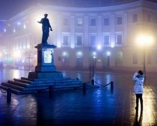 Одесу накрило таємничим туманом (фото)