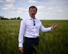 Радикальний екснардеп Ляшко показав всій країні своїх "кобелів": "Троє в човні", фото