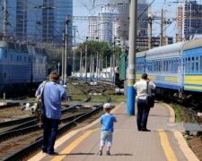 Пекельна поїздка на Укрзалізниці довела журналіста до відчаю: "Якщо я не виживу, прошу в моїй смерті звинувачувати..."