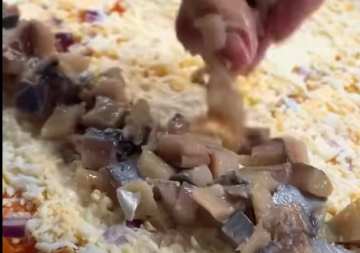 Салатний рулет: фото скрін рецепта