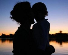 Три онука, а їй все мало: бабуся витратила статки на нову молодість