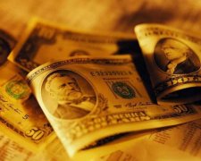 Курс валют на 24 липня: поки долар в нокауті, євро не втрачає часу