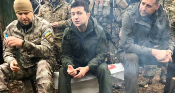 Головне за день неділі 27 жовтня: критика Зеленського за конфлікт з військовими, Monobank в немилості і отруйний смог над Україною