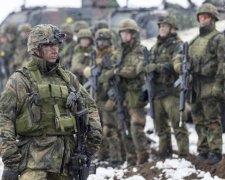 Путин открыл новый фронт в Европе, - НАТО