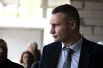 Кличка терміново прооперували у Києві після повернення зі США
