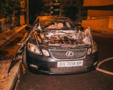 У Києві злетів у повітря Lexus: потужний вибух підняв на вуха все місто, ось так і паркуйся під вікнами