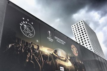 Нідерландська корова визначила переможця матчу Аякс - Манчестер Юнайтед