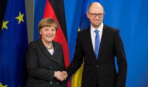   Договор о ЗСТ между Украиной и ЕС не вредит России - Меркель