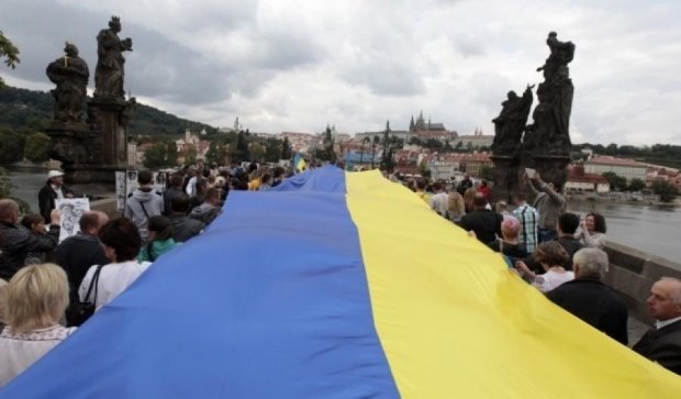 Чешские работодатели требуют изменить закон для украинцев