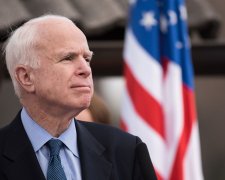 "Америка залишається поруч з нашими союзниками і друзями", — Маккейн передав привіт Україні з того світу
