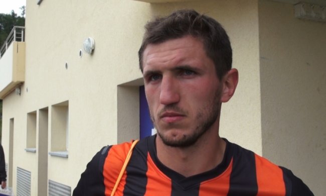 Шахтар продовжив контракт з українським захисником