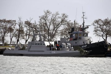 Звільнити негайно: затримання українських моряків добряче вдарить по Путіну