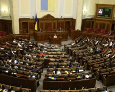 Українцям показали, що відбувається за лаштунками Ради
