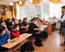 Им нужнее: деток-мажоров отправили отдыхать вместо сирот