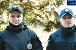 Жінка посварилася з матір'ю і застигла на краю балкона: копи навчилися літати