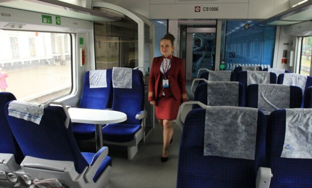 Укрзализныця запустит дополнительные поезда на праздники, список рейсов