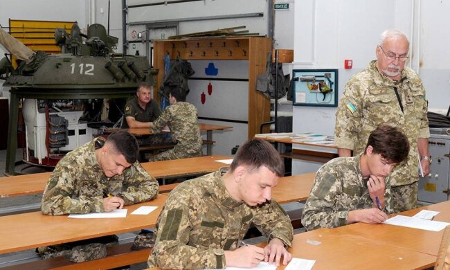 Военная подготовка студентов