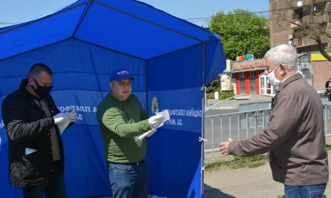 Допомога в Маріуполі, фото: прес-служба ОПЗЖ