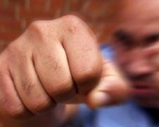 Розбірки охоронних фірм в кращих традиціях 90-х потрапили на відео