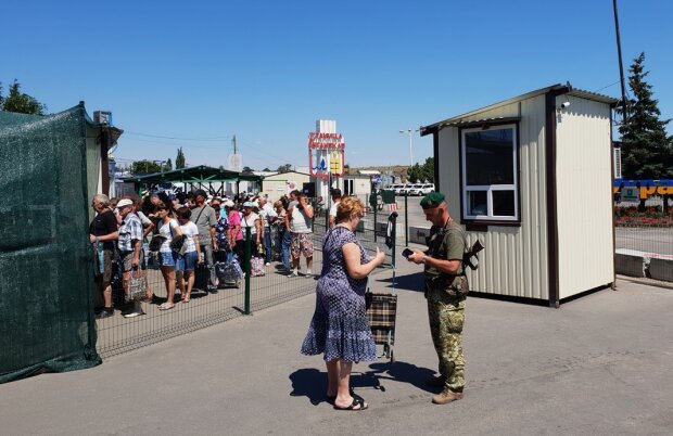 Білорусь наглухо закрила кордон з Україною: Лукашенко усе пояснив