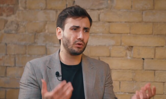 Роман Свечкоренко, кадр из интервью