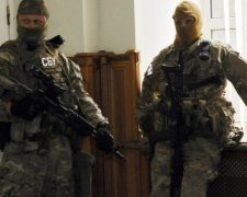 Отобрали паспорта у россиян: СБУ рассекретила переговоры боевиков