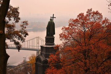 Погода в Києві 5 жовтня: дощу не буде, але радіти зарано