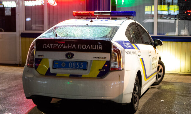 З дитбудинку під Києвом втекла дівчина в татуюваннях: копи прочісують кожен метр