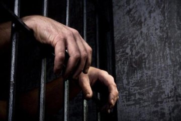 Заради дитини: подружжя жорстоко розправилося з вагітною
