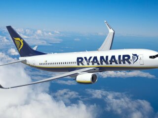 Самолет Ryanair, фото с фейсбук-стойки авиакомпании