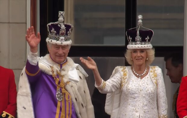 Чарльз III и Камилла после коронации, кадр из видео