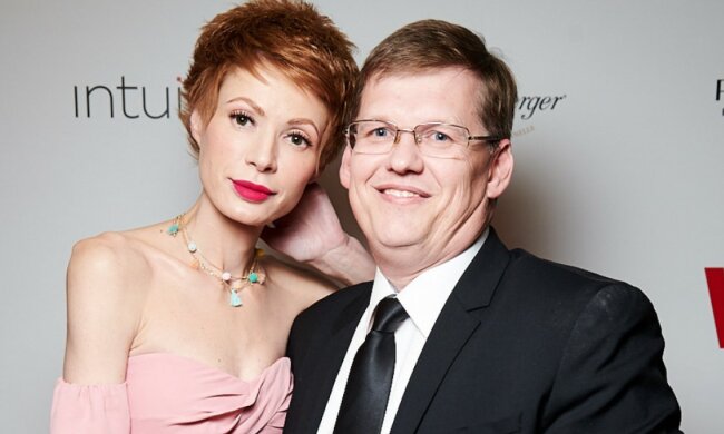 "Леопардовая" невеста Розенко не выдержала, эмоции не утихают: "Вечно тупая горилла, которая разговаривает"