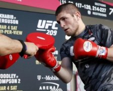 Нурмагомедов провів відкрите тренування перед боєм на UFC 209