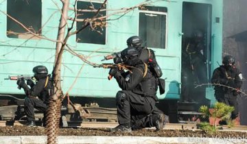 Одесский спецназ освободил заложников (фото)